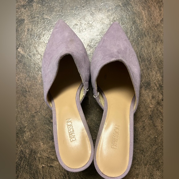 Classic Purple Heels - Picture 1 of 3